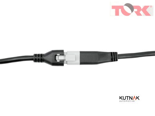 LED-ES TÁVFÉNYSZÓRÓ LED HELYZETJELZŐVEL, MÉRETEK: 555 x 76,3 x 69 MM